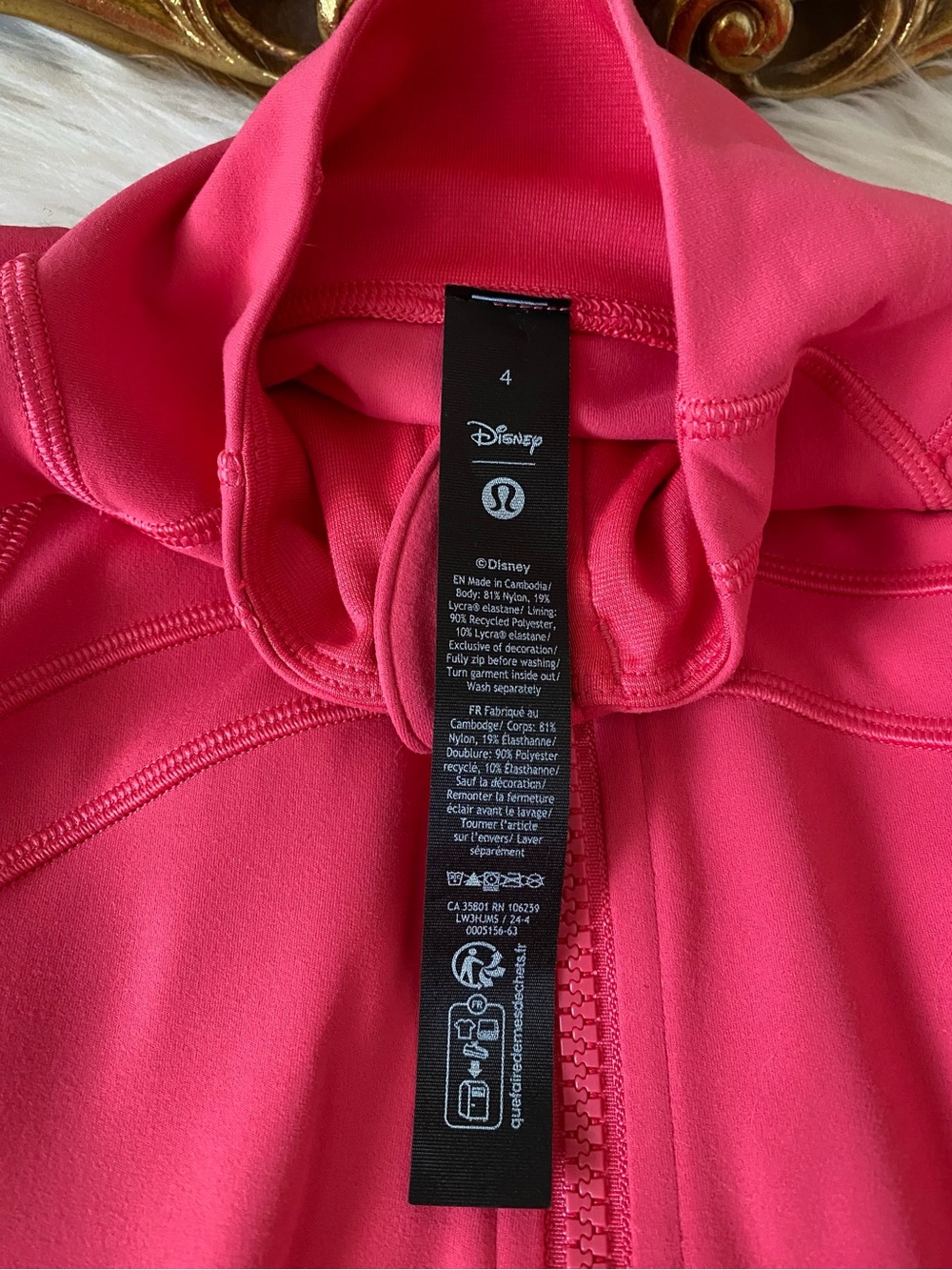 Lululemon X Disney Define Nulu Pink Jacket - Picture 12 of 12